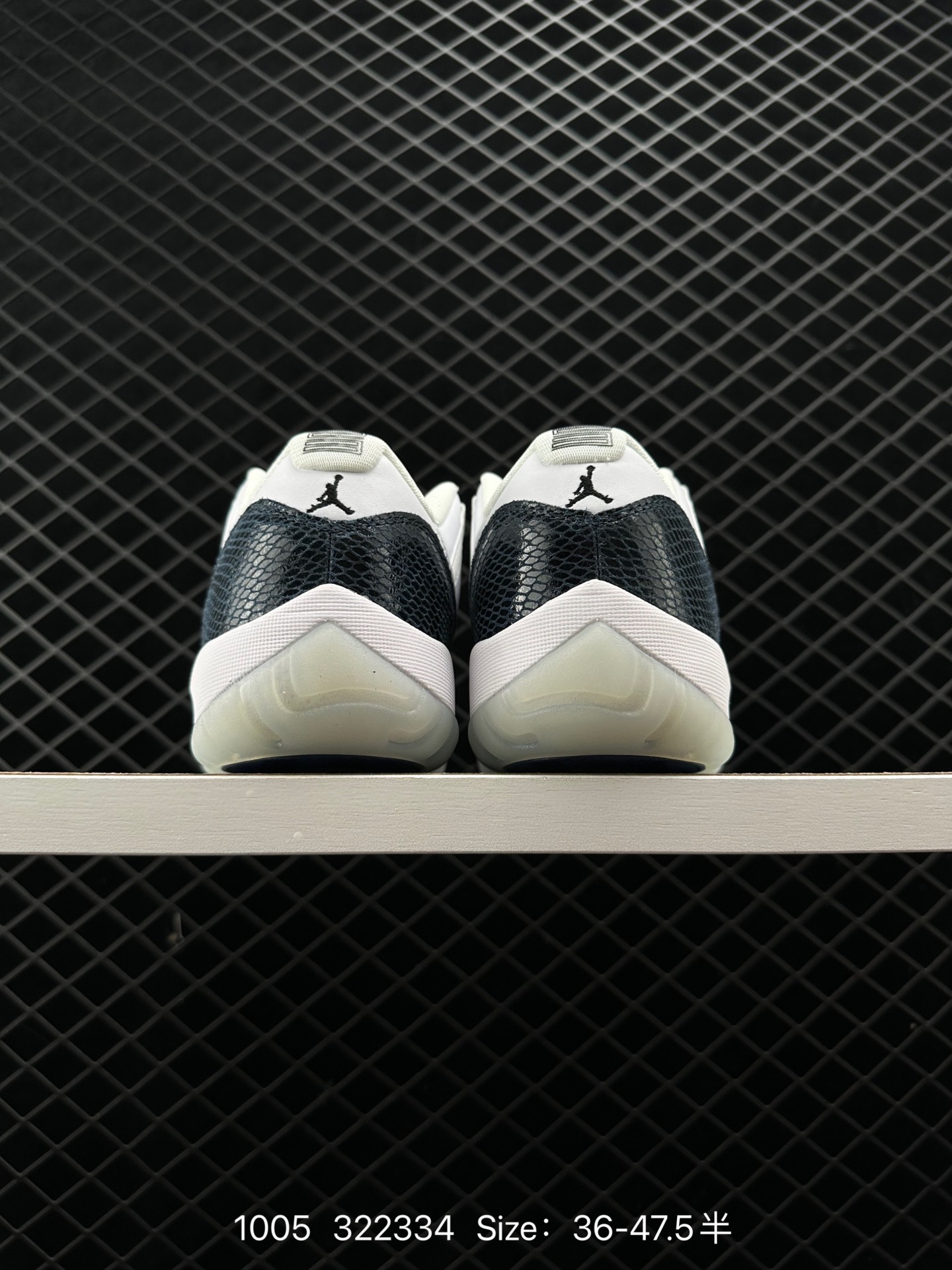 Air Jordan 11 Low “Navy Blue Snakeskin”